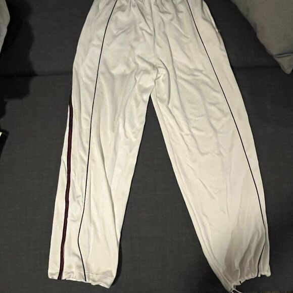 Retro Jordan Pants From 2006 Joggers White NWT Nike Fit Dry Red Jordan - Picture 13 of 14
